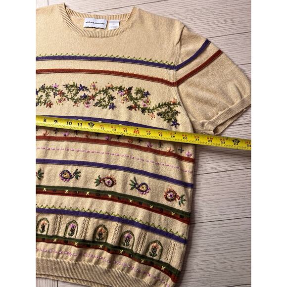 Alfred Dunner ladies short sleeve sweater w/ beaded & embroidered detail. Sz L - Picture 5 of 9